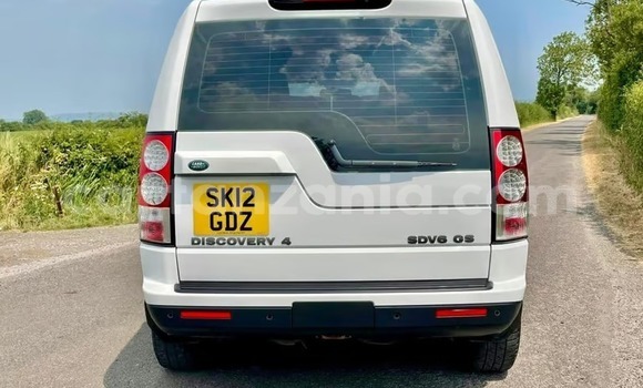Nunua Imported Land Rover Discovery Nyeupe Gari ndani ya Dar es Salaam nchini Dar es Salaam Nunua Imported Land Rover Discovery Nyeupe Gari ndani ya Dar es Salaam nchini Dar es Salaam