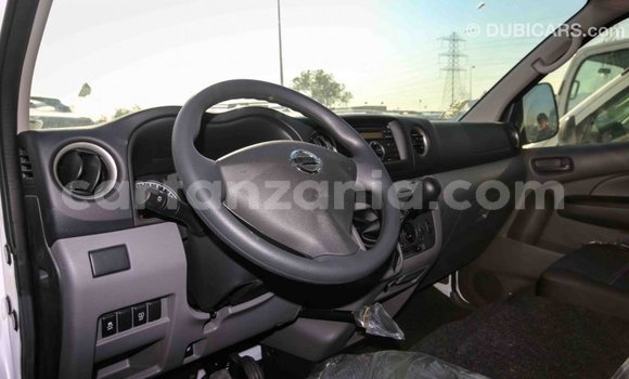 Buy Import Nissan Evalia White Truck in Import - Dubai in Arusha Buy Import Nissan Evalia White Truck in Import - Dubai in Arusha