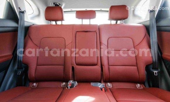 Buy Import Hyundai Tucson White Car in Import - Dubai in Arusha Buy Import Hyundai Tucson White Car in Import - Dubai in Arusha