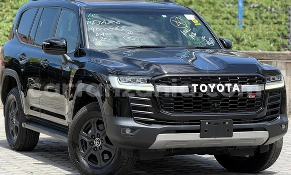 Buy Import Toyota Land Cruiser Black Car in Dar es Salaam in Dar es Salaam