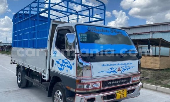Buy Used Mitsubishi L400 Blue Truck in Dar es Salaam in Dar es Salaam Buy Used Mitsubishi L400 Blue Truck in Dar es Salaam in Dar es Salaam