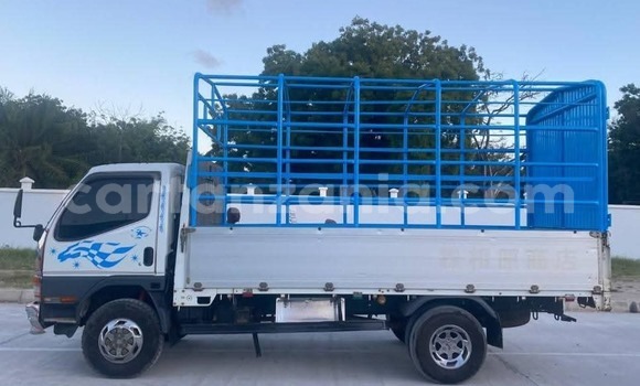 Buy Used Mitsubishi L400 Blue Truck in Dar es Salaam in Dar es Salaam Buy Used Mitsubishi L400 Blue Truck in Dar es Salaam in Dar es Salaam