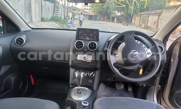 Buy Used Nissan Dualis Silver Car in Dar es Salaam in Dar es Salaam