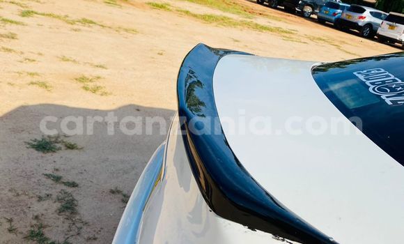 Buy Used Toyota Mark X White Car in Dar es Salaam in Dar es Salaam