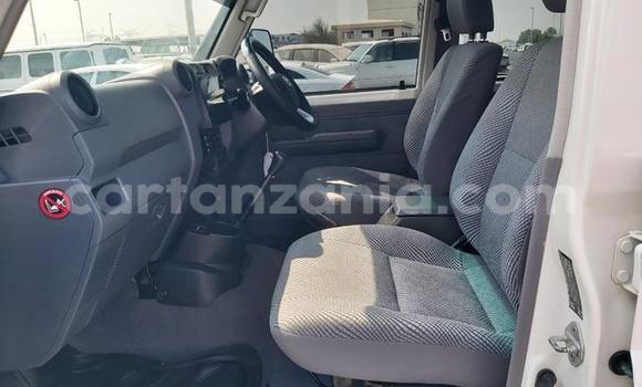 Buy Used Toyota Land Cruiser White Car in Dar es Salaam in Dar es Salaam Buy Used Toyota Land Cruiser White Car in Dar es Salaam in Dar es Salaam