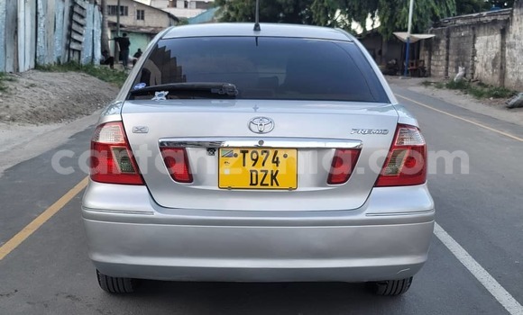 Nunua Ilio tumika Toyota Premio Fedha Gari ndani ya Dar es Salaam nchini Dar es Salaam