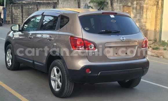 Buy Used Nissan Dualis Beige Car in Dar es Salaam in Dar es Salaam