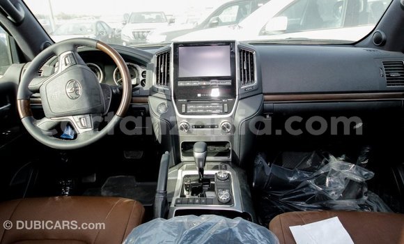 Buy Import Toyota Land Cruiser Black Car in Import - Dubai in Arusha Buy Import Toyota Land Cruiser Black Car in Import - Dubai in Arusha