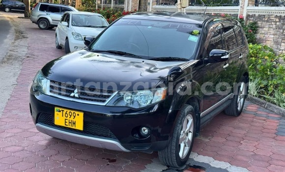 Buy Used Mitsubishi Outlander Black Car in Dar es Salaam in Dar es Salaam