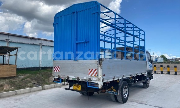 Nunua Ilio tumika Mitsubishi ASX Bluu Gari ndani ya Ilala nchini Dar es Salaam Nunua Ilio tumika Mitsubishi ASX Bluu Gari ndani ya Ilala nchini Dar es Salaam