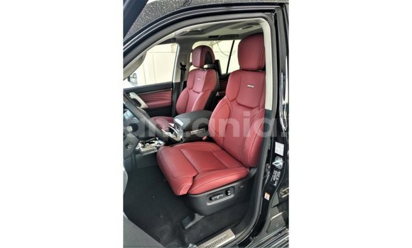 Buy Import Toyota Land Cruiser Black Car in Import - Dubai in Arusha Buy Import Toyota Land Cruiser Black Car in Import - Dubai in Arusha