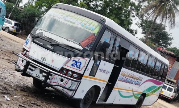 Nunua Ilio tumika Tata Safari Nyeupe Gari ndani ya Dar es Salaam nchini Dar es Salaam Nunua Ilio tumika Tata Safari Nyeupe Gari ndani ya Dar es Salaam nchini Dar es Salaam