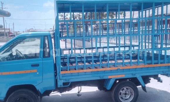 Nunua Ilio tumika Toyota LITEACE Bluu Lori ndani ya Dar es Salaam nchini Dar es Salaam Nunua Ilio tumika Toyota LITEACE Bluu Lori ndani ya Dar es Salaam nchini Dar es Salaam