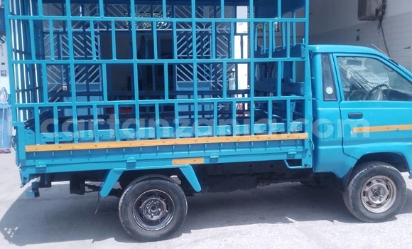 Nunua Ilio tumika Toyota LITEACE Bluu Lori ndani ya Dar es Salaam nchini Dar es Salaam Nunua Ilio tumika Toyota LITEACE Bluu Lori ndani ya Dar es Salaam nchini Dar es Salaam