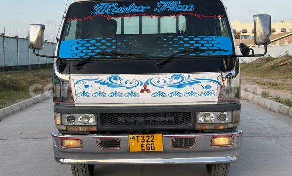 Buy Used Mitsubishi Fuso Fighter White Truck in Dar es Salaam in Dar es Salaam