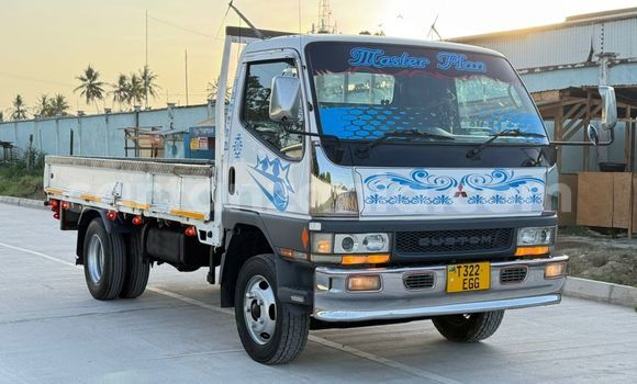 Nunua Ilio tumika Mitsubishi Fuso Fighter Nyeupe Lori ndani ya Dar es Salaam nchini Dar es Salaam Nunua Ilio tumika Mitsubishi Fuso Fighter Nyeupe Lori ndani ya Dar es Salaam nchini Dar es Salaam