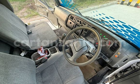Nunua Ilio tumika Mitsubishi Fuso Fighter Nyeupe Lori ndani ya Dar es Salaam nchini Dar es Salaam Nunua Ilio tumika Mitsubishi Fuso Fighter Nyeupe Lori ndani ya Dar es Salaam nchini Dar es Salaam