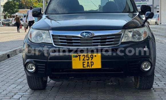 Nunua Ilio tumika Subaru Forester Nyeusi Gari ndani ya Dar es Salaam nchini Dar es Salaam