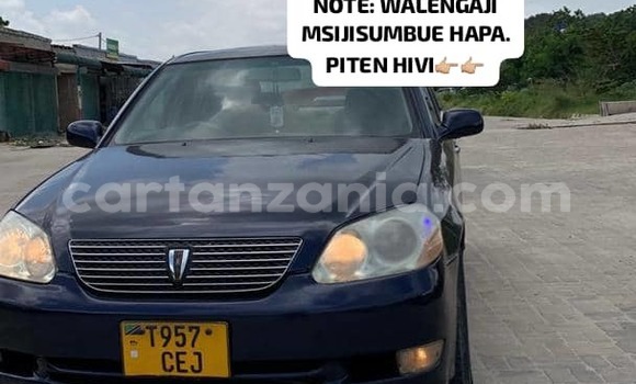 Nunua Ilio tumika Toyota Mark II Bluu Gari ndani ya Dar es Salaam nchini Dar es Salaam