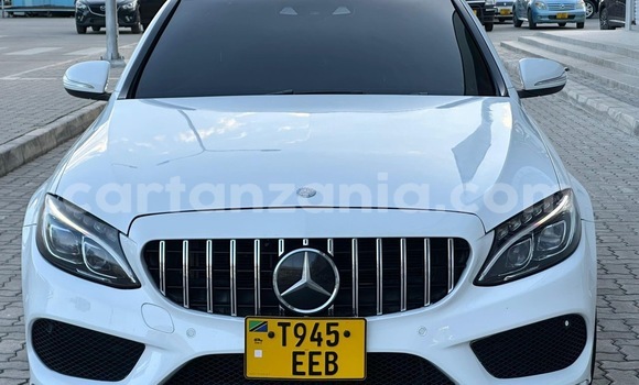 Buy Used Mercedes-Benz C180 coupe White Car in Ilala in Dar es Salaam Buy Used Mercedes-Benz C180 coupe White Car in Ilala in Dar es Salaam