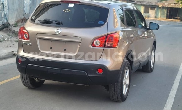 Nunua Ilio tumika Nissan Dualis Beige Gari ndani ya Dar es Salaam nchini Dar es Salaam