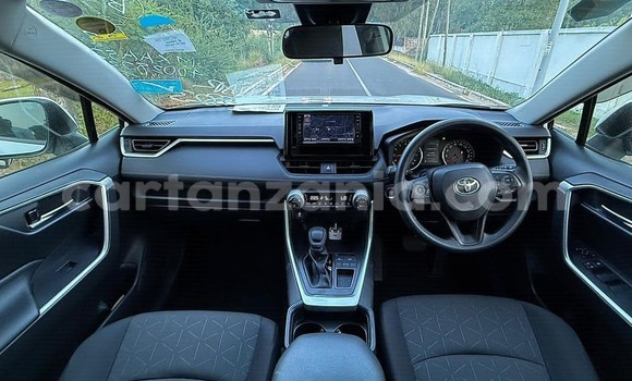 Buy Import Toyota RAV4 White Car in Dar es Salaam in Dar es Salaam Buy Import Toyota RAV4 White Car in Dar es Salaam in Dar es Salaam