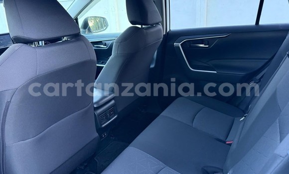 Buy Import Toyota RAV4 White Car in Dar es Salaam in Dar es Salaam Buy Import Toyota RAV4 White Car in Dar es Salaam in Dar es Salaam