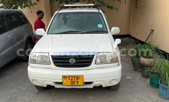 Buy Used Suzuki Escudo White Car in Dar es Salaam in Dar es Salaam Buy Used Suzuki Escudo White Car in Dar es Salaam in Dar es Salaam