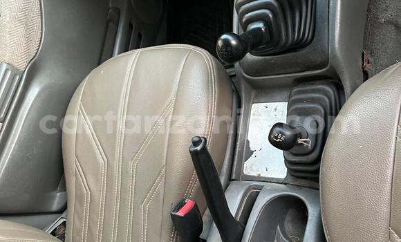 Buy Used Suzuki Escudo White Car in Dar es Salaam in Dar es Salaam Buy Used Suzuki Escudo White Car in Dar es Salaam in Dar es Salaam