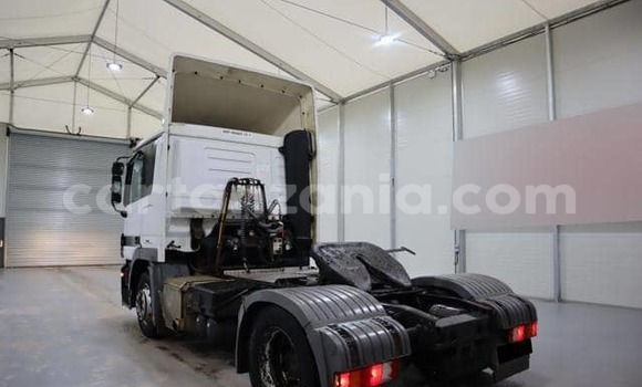 Buy New Mercedes‒Benz Truck White Truck in Dar es Salaam in Dar es Salaam