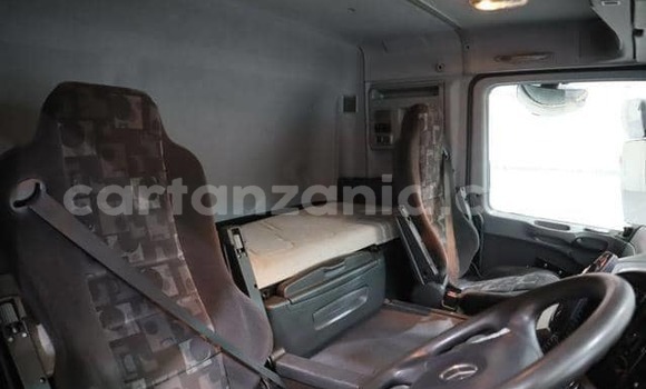 Buy New Mercedes‒Benz Truck White Truck in Dar es Salaam in Dar es Salaam Buy New Mercedes‒Benz Truck White Truck in Dar es Salaam in Dar es Salaam