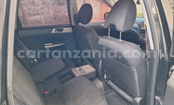 Nunua Ilio tumika Subaru Forester Nyeusi Gari ndani ya Dar es Salaam nchini Dar es Salaam Nunua Ilio tumika Subaru Forester Nyeusi Gari ndani ya Dar es Salaam nchini Dar es Salaam