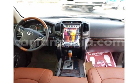 Nunua Imported Toyota Land Cruiser Nyingine Gari ndani ya Import - Dubai nchini Arusha Nunua Imported Toyota Land Cruiser Nyingine Gari ndani ya Import - Dubai nchini Arusha