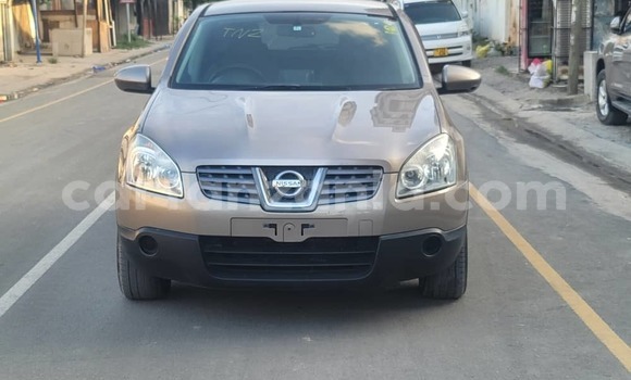 Buy Used Nissan Dualis Beige Car in Dar es Salaam in Dar es Salaam Buy Used Nissan Dualis Beige Car in Dar es Salaam in Dar es Salaam