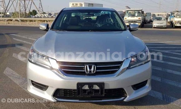 Nunua Imported Honda Accord Nyingine Gari ndani ya Import - Dubai nchini Arusha Nunua Imported Honda Accord Nyingine Gari ndani ya Import - Dubai nchini Arusha