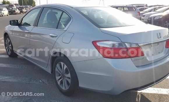 Nunua Imported Honda Accord Nyingine Gari ndani ya Import - Dubai nchini Arusha Nunua Imported Honda Accord Nyingine Gari ndani ya Import - Dubai nchini Arusha
