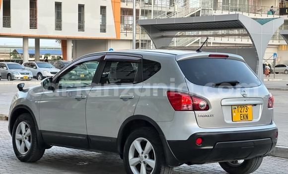 Nunua Ilio tumika Nissan Dualis Fedha Gari ndani ya Dar es Salaam nchini Dar es Salaam Nunua Ilio tumika Nissan Dualis Fedha Gari ndani ya Dar es Salaam nchini Dar es Salaam