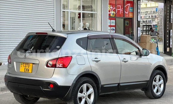 Buy Used Nissan Dualis Silver Car in Dar es Salaam in Dar es Salaam Buy Used Nissan Dualis Silver Car in Dar es Salaam in Dar es Salaam