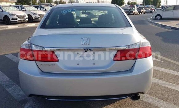 Nunua Imported Honda Accord Nyingine Gari ndani ya Import - Dubai nchini Arusha Nunua Imported Honda Accord Nyingine Gari ndani ya Import - Dubai nchini Arusha