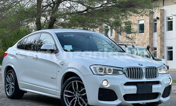 Buy Used BMW X4 White Car in Dar es Salaam in Dar es Salaam