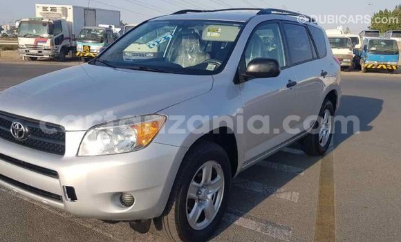Buy Import Toyota RAV4 Other Car in Import - Dubai in Arusha Buy Import Toyota RAV4 Other Car in Import - Dubai in Arusha
