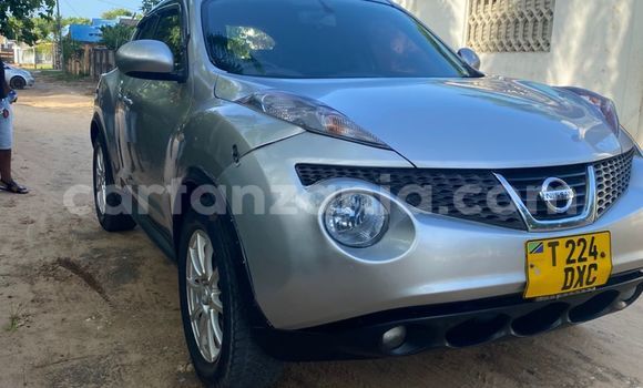 Nunua Ilio tumika Nissan Juke Fedha Gari ndani ya Dar es Salaam nchini Dar es Salaam