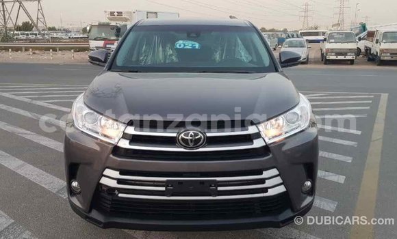 Buy Import Toyota Highlander Other Car in Import - Dubai in Arusha Buy Import Toyota Highlander Other Car in Import - Dubai in Arusha