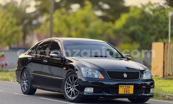 Nunua Ilio tumika Toyota Crown Nyeusi Gari ndani ya Dar es Salaam nchini Dar es Salaam Nunua Ilio tumika Toyota Crown Nyeusi Gari ndani ya Dar es Salaam nchini Dar es Salaam
