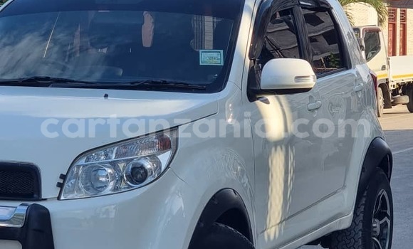 Buy Used Toyota Rush White Car in Dar es Salaam in Dar es Salaam