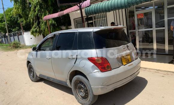 Buy Used Toyota IST Silver Car in Dar es Salaam in Dar es Salaam