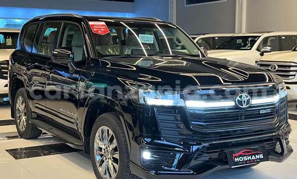 Nunua Mpya Toyota Land Cruiser Prado Nyeusi Gari ndani ya Chato nchini Geita Nunua Mpya Toyota Land Cruiser Prado Nyeusi Gari ndani ya Chato nchini Geita