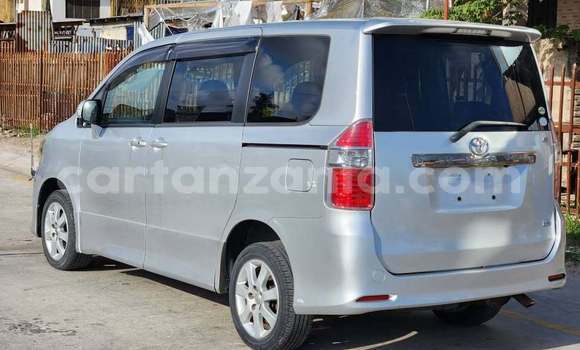 Buy Used Toyota Noah Other Car in Dar es Salaam in Dar es Salaam