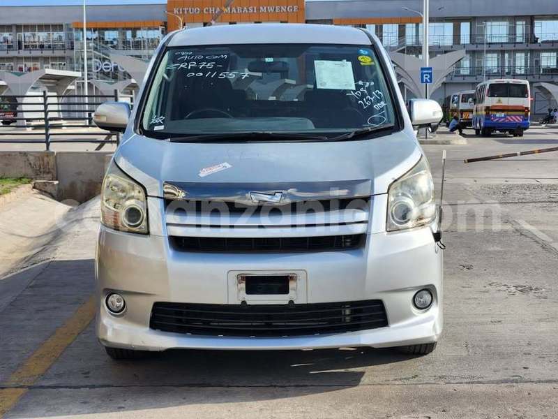 Big with watermark toyota noah dar es salaam dar es salaam 26471