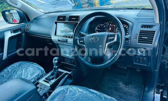 Nunua Ilio tumika Toyota Land Cruiser Prado Nyeusi Gari ndani ya Dar es Salaam nchini Dar es Salaam Nunua Ilio tumika Toyota Land Cruiser Prado Nyeusi Gari ndani ya Dar es Salaam nchini Dar es Salaam